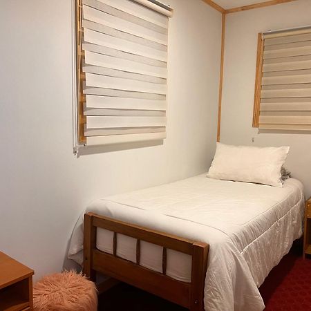 Hostal B&B Coastal Natales Puerto Natales Ngoại thất bức ảnh