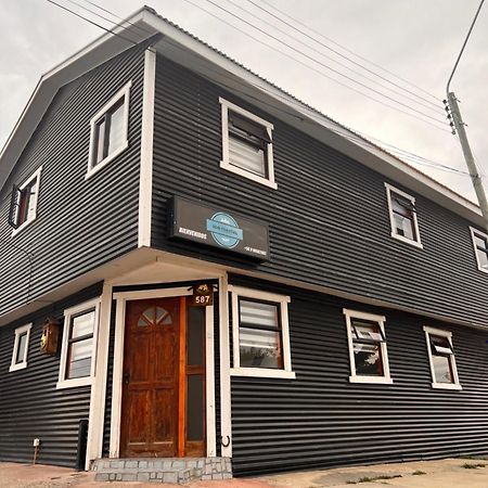 Hostal B&B Coastal Natales Puerto Natales Ngoại thất bức ảnh