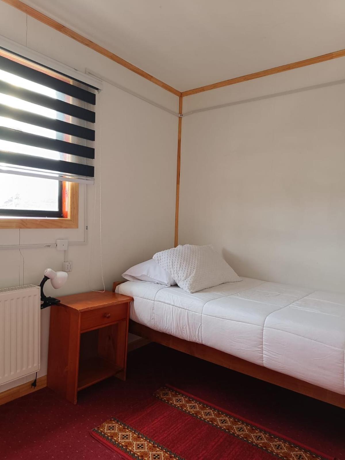 Hostal B&B Coastal Natales Puerto Natales Ngoại thất bức ảnh