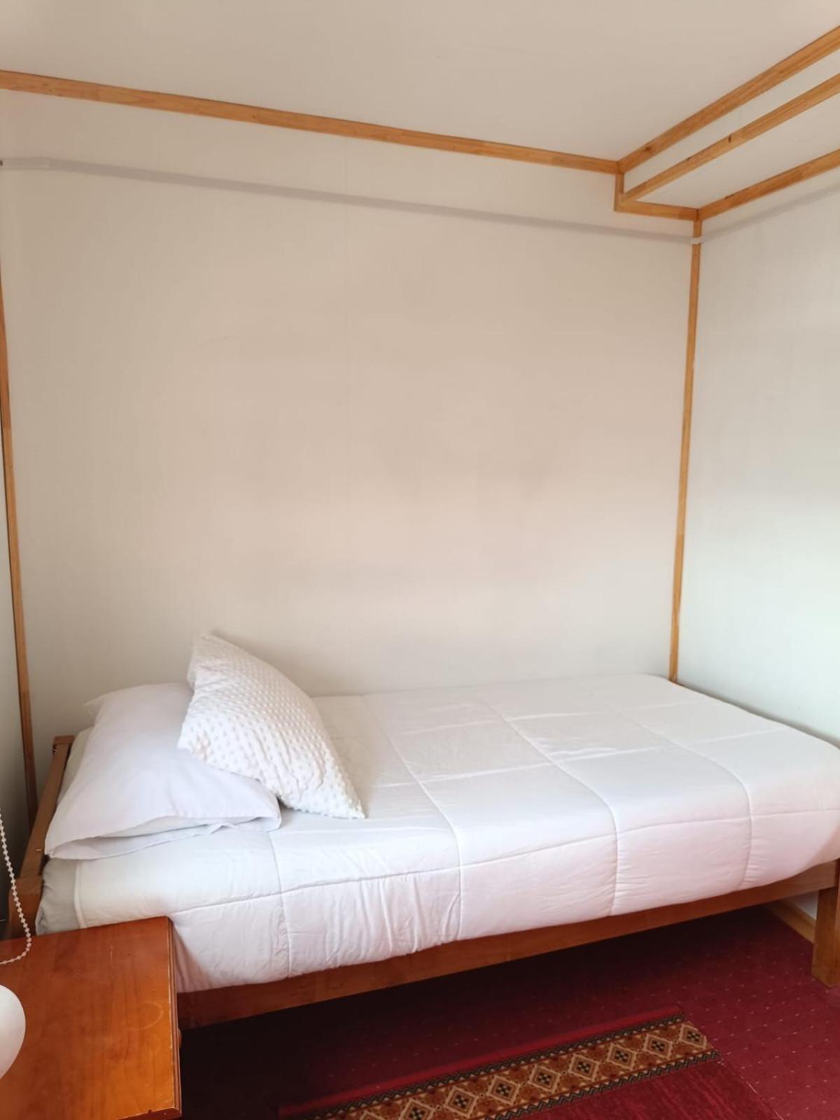 Hostal B&B Coastal Natales Puerto Natales Ngoại thất bức ảnh